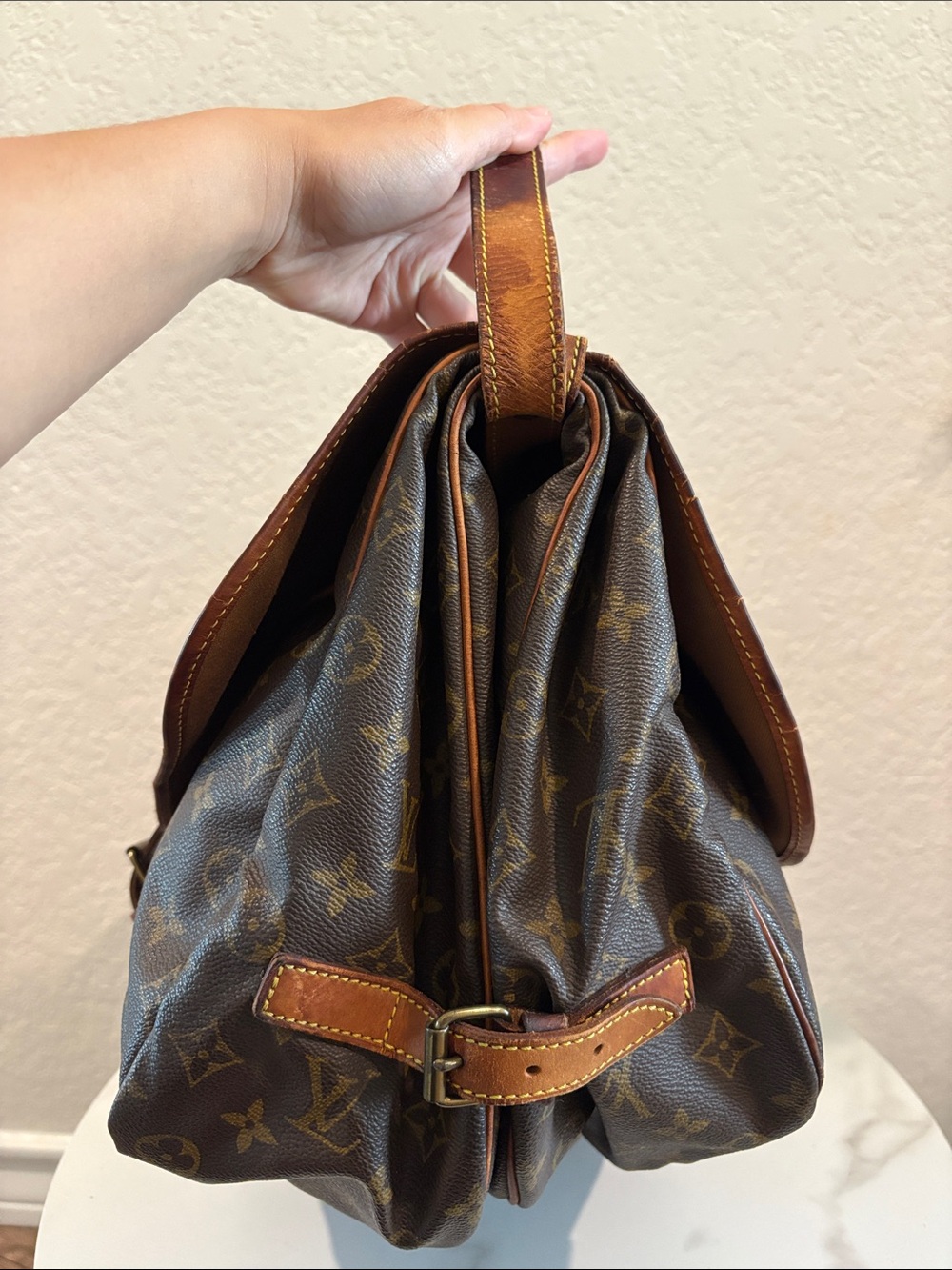Louis Vuitton FH0940 Saumur 35 Brown Monogram Crossbody Bag - Picture 8 of 13